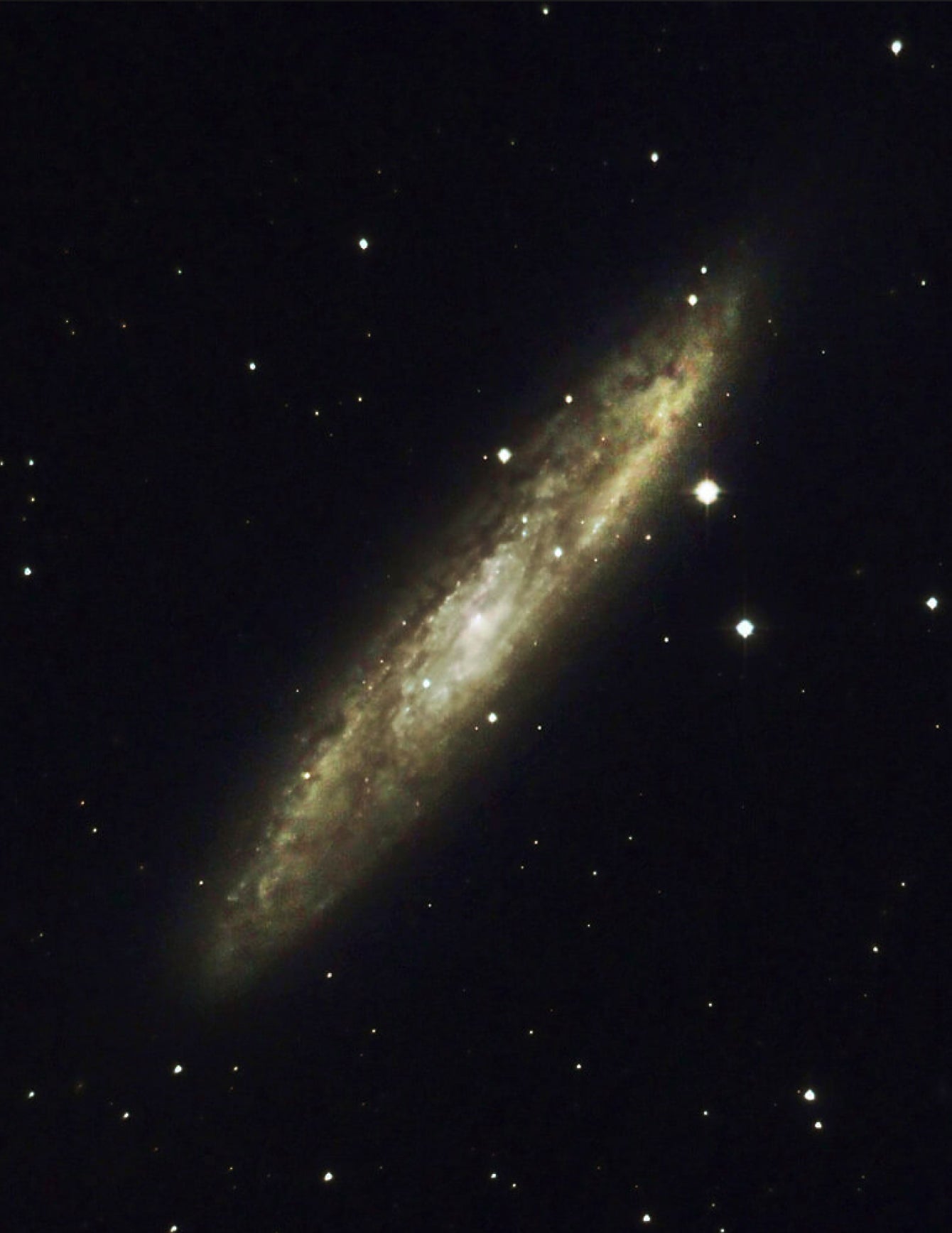 Stargaze in a city for cheaper with the Unistellar Odyssey Pro, now only $3350 f Stargaze in a city for cheaper with the Unistellar Odyssey Pro, now only $3350 f